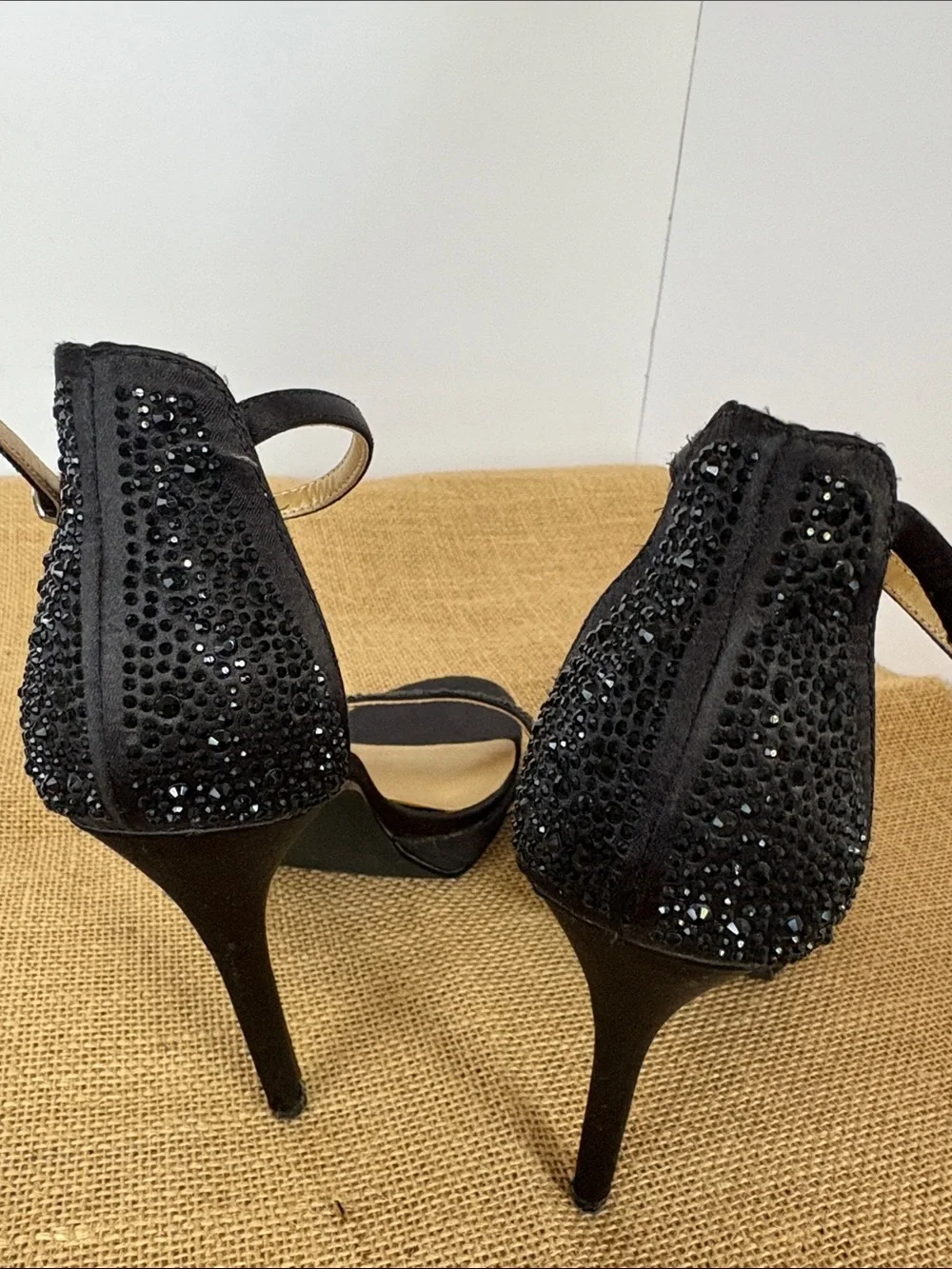 Badgley Mischka very sexy Black Crystal-Embellished Ankle-Strap Stilettos Size 6